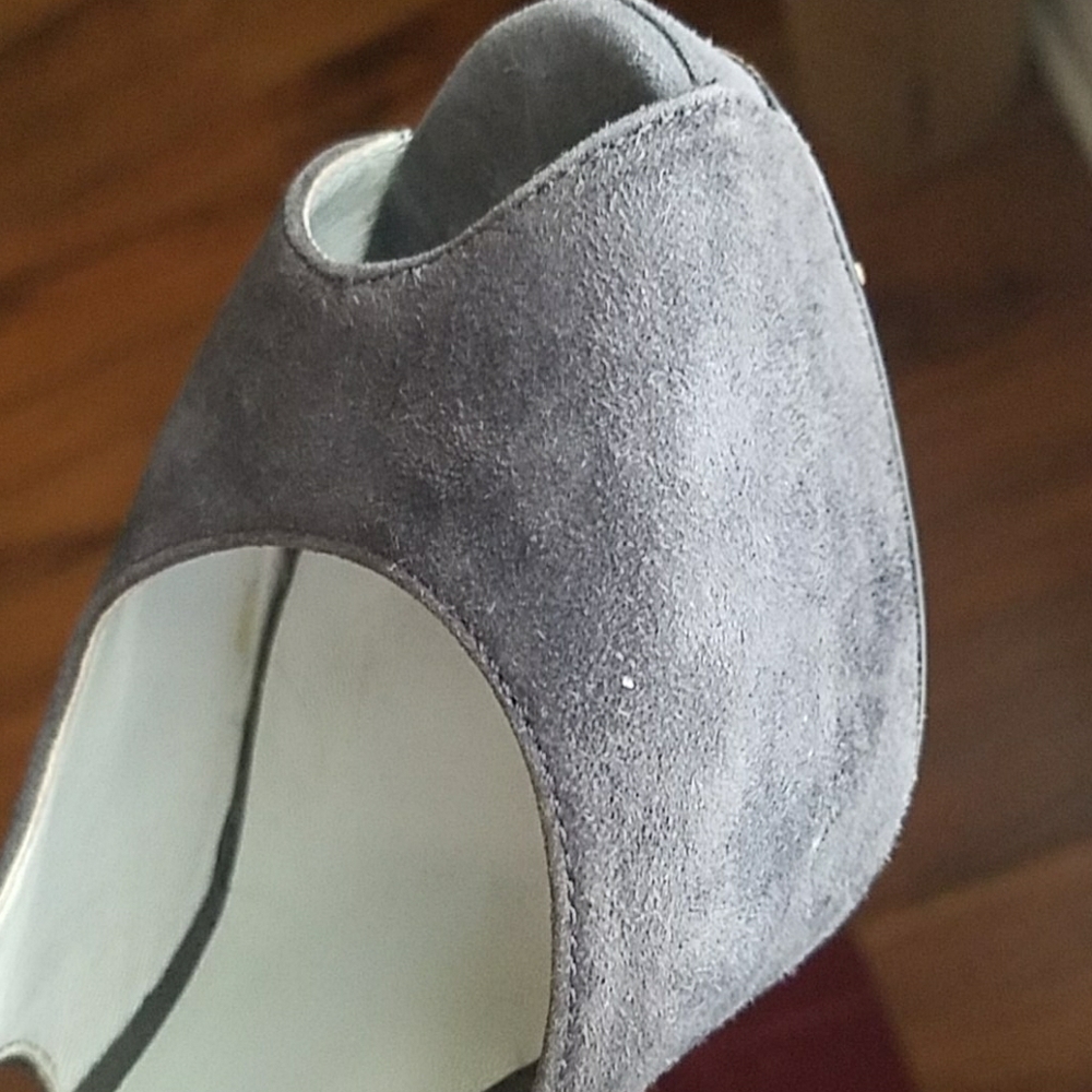 D&G heels, 4 in high, sz 37.5 - Picture 5 of 9